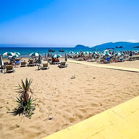 Hotel Anastasia By Zante Plaza 4*